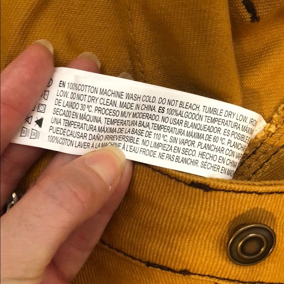 Forever 21 Large mustard yellow mini skirt - Picture 4 of 6